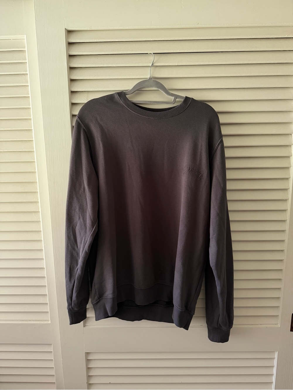 Billabong Crewneck Sweatshirt in Charcoal Gray
